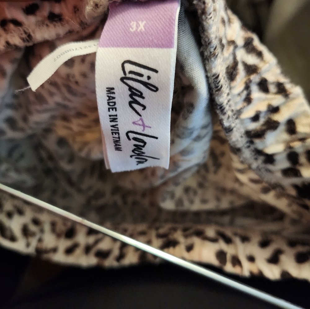Women leopard pants size 3x